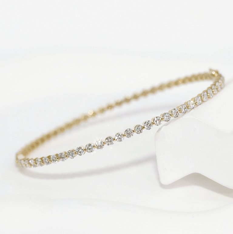 Bracelet & Bangle
