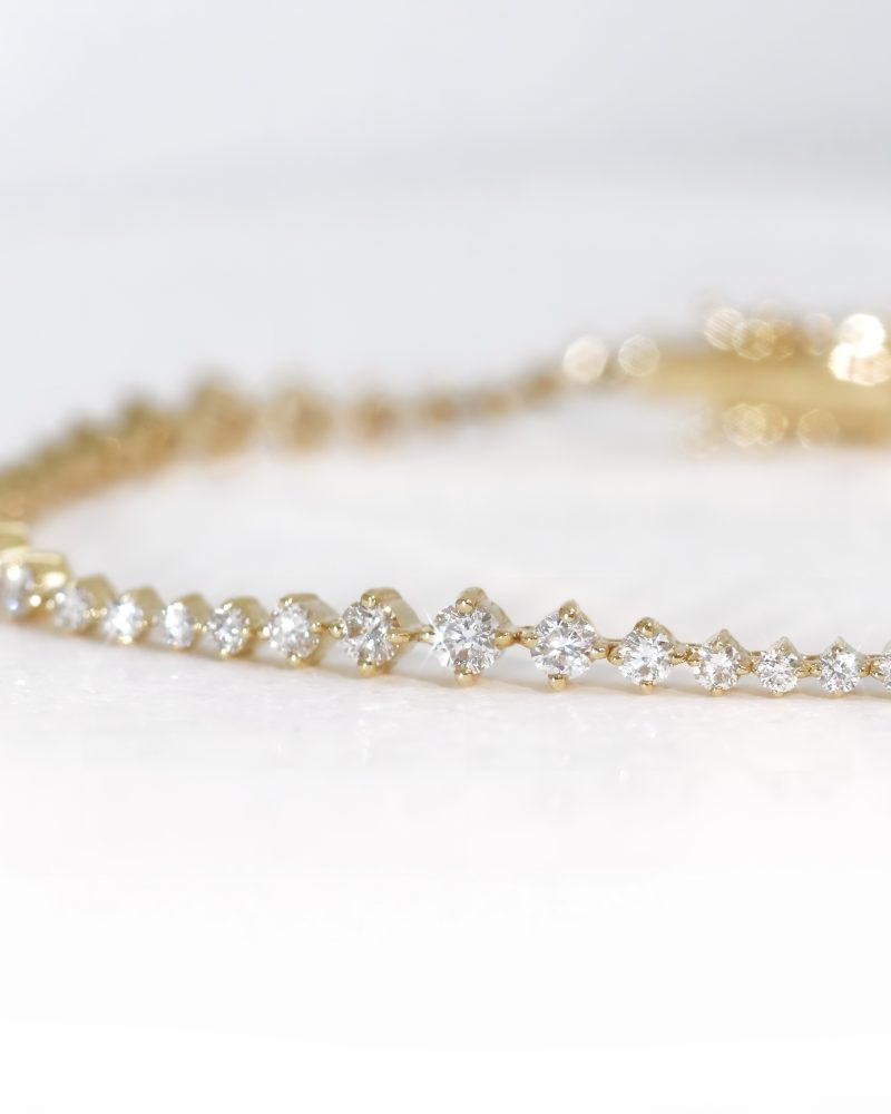 Gradient Diamond Tennis Bracelet